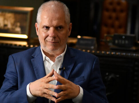 ex-chefe-do-inss-de-lula,-stefanutto-teve-movimentacao-incompativel-com-renda,-diz-coaf