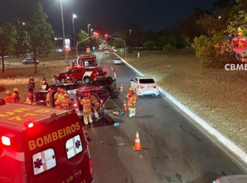 colisao-com-tres-carros-deixa-duas-pessoas-feridas-na-asa-sul