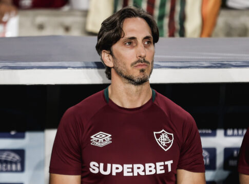 zubeldia-elogia-atuacao-do-fluminense-diante-do-galo-no-maracana;-veja