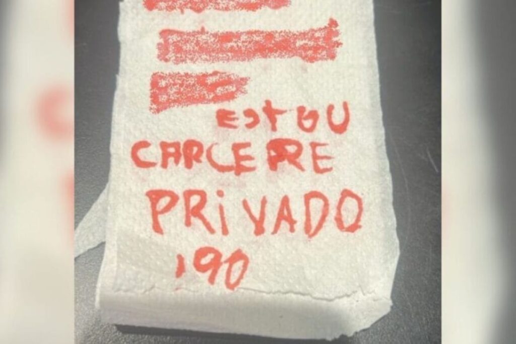 mulher-finge-que-vai-comprar-cigarro-e-pede-socorro-em-bilhete