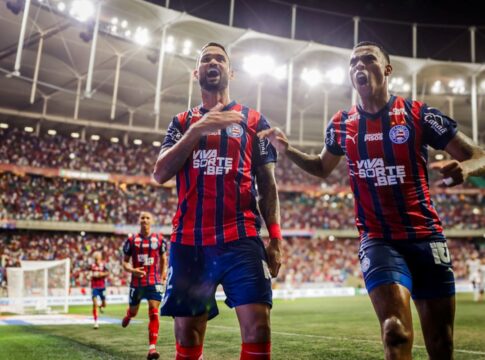 bahia-vence-flamengo-e-palmeiras-confirma-lideranca-do-brasileirao
