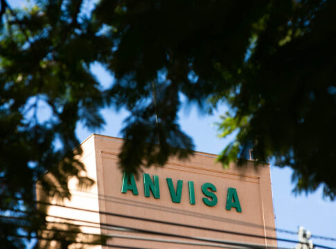 anvisa-demora-9-meses-para-suspender-lote-de-remedio-psiquiatrico