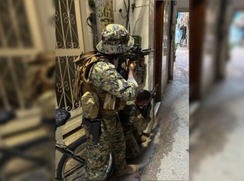 bope-faz-operacao-contra-faccoes-na-comunidade-cesar-maia,-no-rio