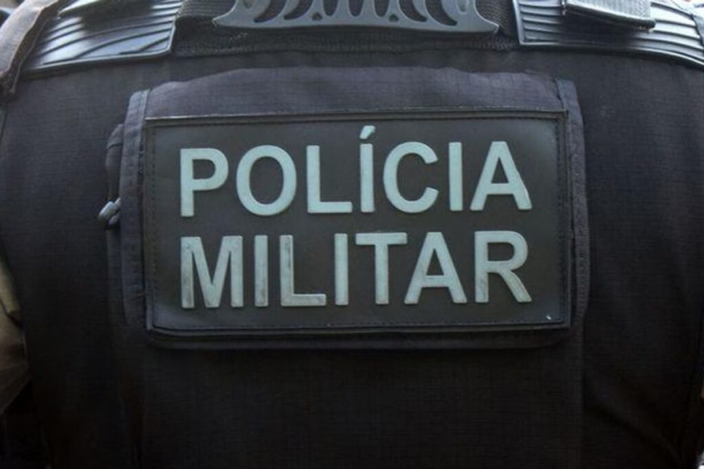 pm-apreende-arma,-drogas-e-dinheiro-apos-denuncia-na-paraiba