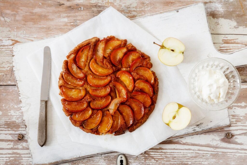 torta-de-maca-sem-acucar,-farinha-ou-manteiga-surpreende-pelo-sabor