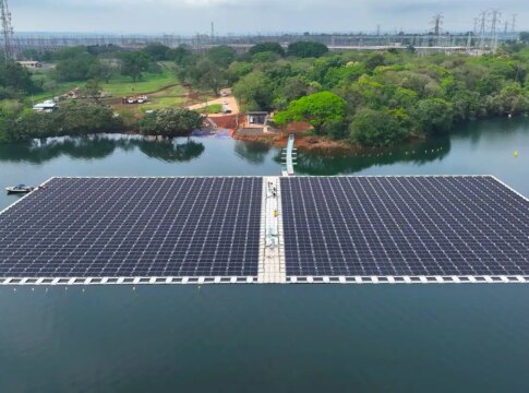 usina-de-itaipu-termina-montagem-de-“ilha-solar”-que-vai-gerar-energia