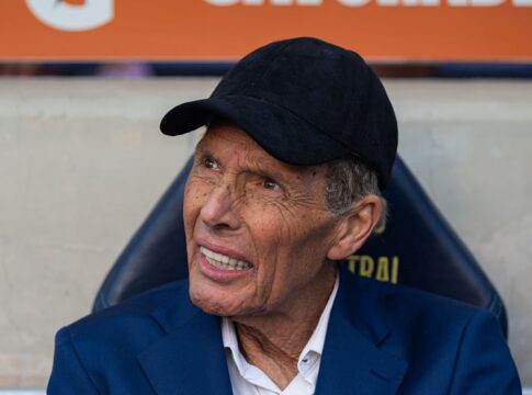 tecnico-do-boca-tem-estado-delicado-e-esta-sob-cuidados-domiciliares