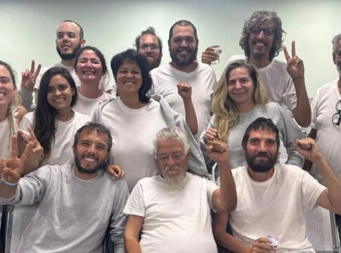 brasileiros-da-flotilha-global-sumud-sao-libertados-na-jordania