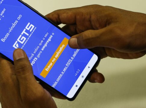 governo-restringe-antecipacao-de-saque-aniversario-do-fgts