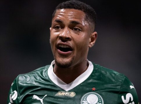 idolo-do-palmeiras-e-neymar-defendem-post-homofobico-de-vitor-roque