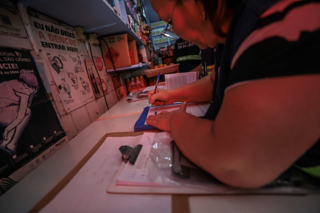 metanol:-sp-chega-a-3-mortes,-18-casos-confirmados-e-158-investigados