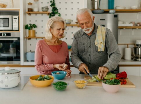 raiz-anti-inflamatoria-ajuda-a-reduzir-o-acumulo-de-gordura-no-sangue