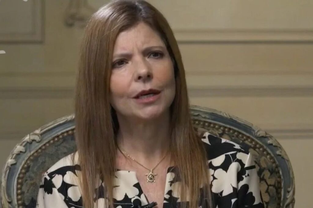 fotos:-mae-de-filhos-de-gugu-e-clicada-em-outlets-em-orlando