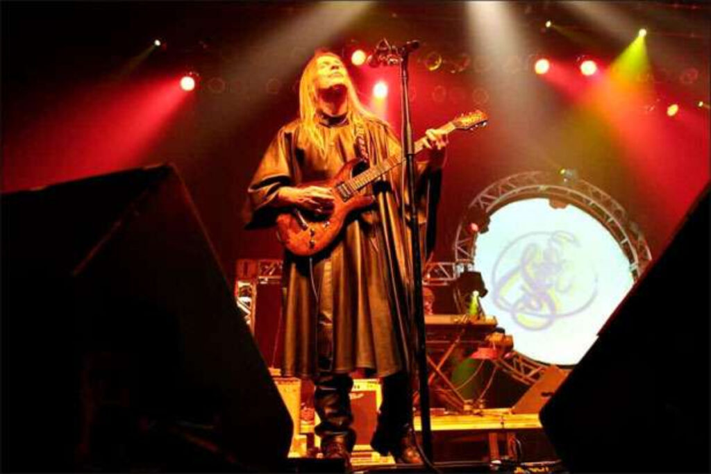 o-rock-progressivo-dos-anos-70-pulsa-no-estilo-brasil-com-sergio-hinds