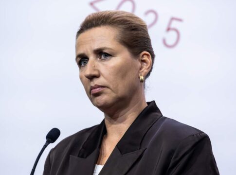 dinamarca-quer-proibir-redes-sociais-para-menores-de-15-anos