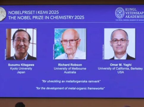 trio-que-criou-estruturas-metal-organicas-leva-nobel-de-quimica-2025