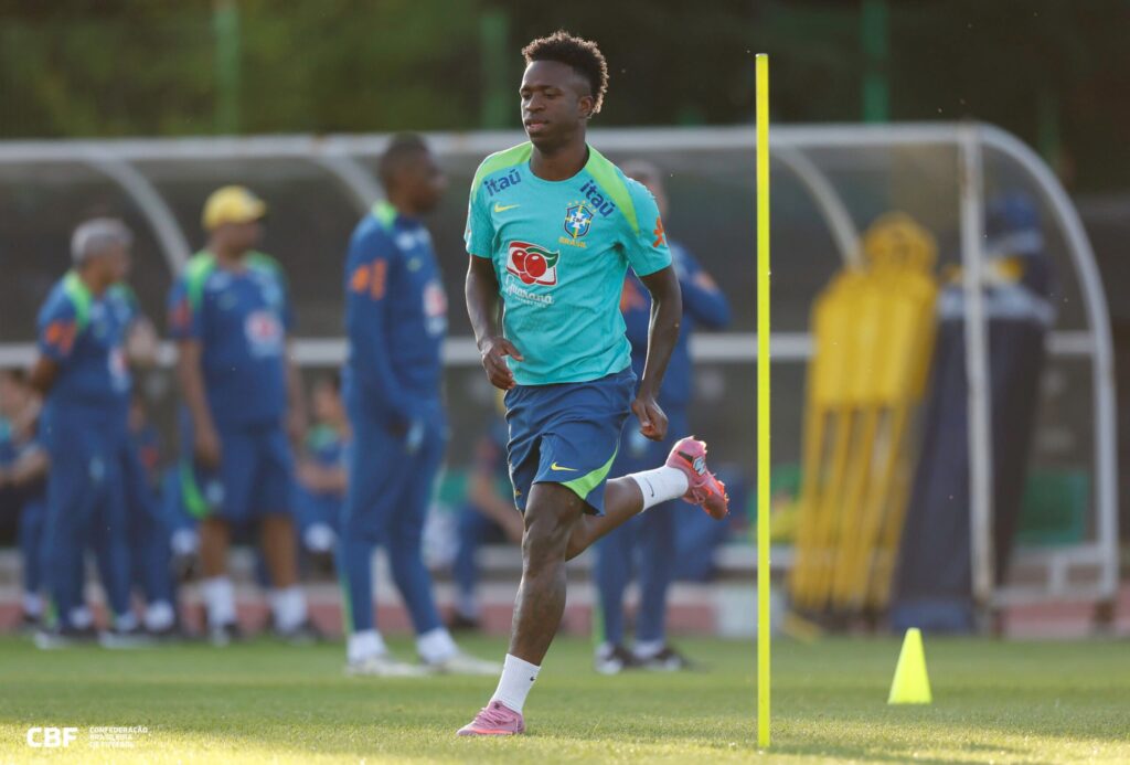 video:-brasil-realiza-penultimo-treino-antes-de-amistoso-na-coreia