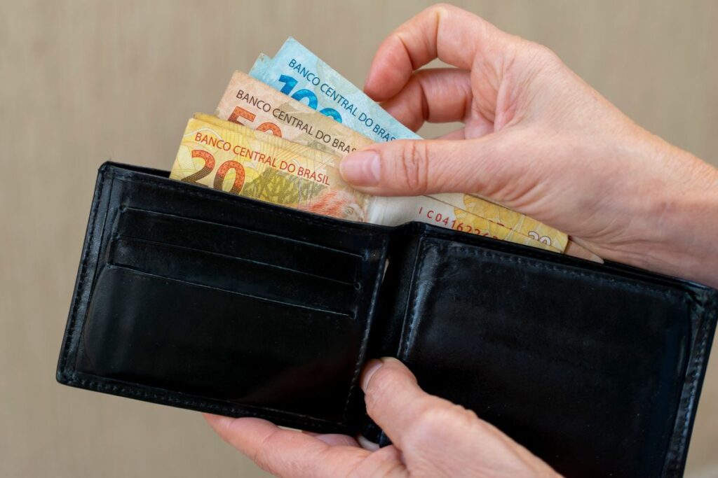 3-signos-podem-perder-dinheiro-em-outubro;-veja-se-o-seu-esta-na-lista