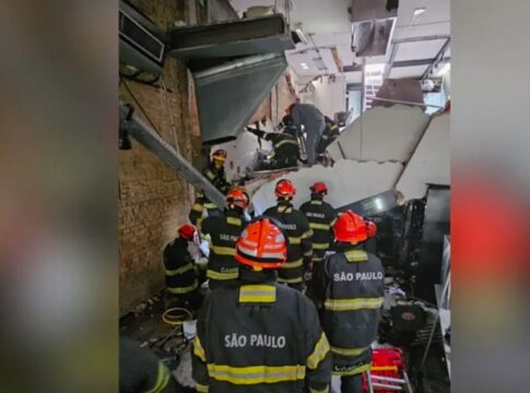 uma-pessoa-morre-apos-desabamento-de-teto-de-restaurante-em-sp