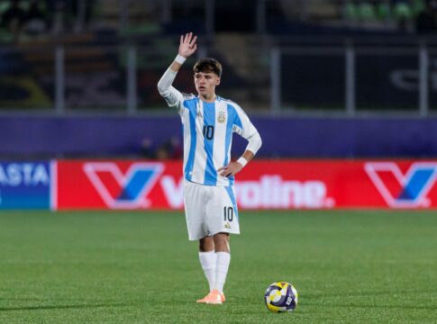 destaque-do-botafogo-se-machuca-durante-data-fifa-pela-argentina