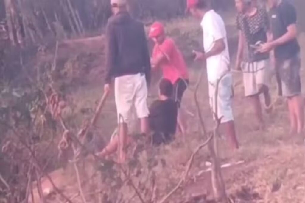 quarteto-e-procurado-por-matar-jovem-apos-boato-de-furto-de-panela