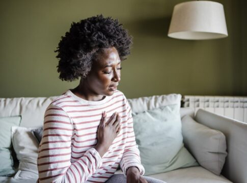 oracao-a-nossa-senhora-aparecida-ajuda-a-alcancar-uma-graca-urgente