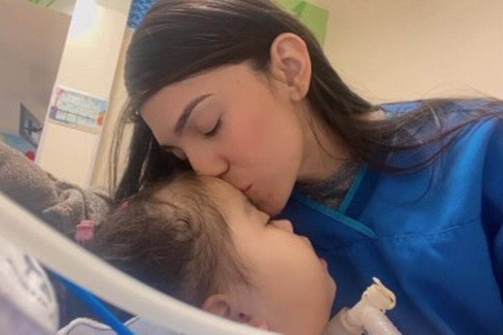 menina-de-2-anos-espera-home-care-para-deixar-hospital-ha-3-meses