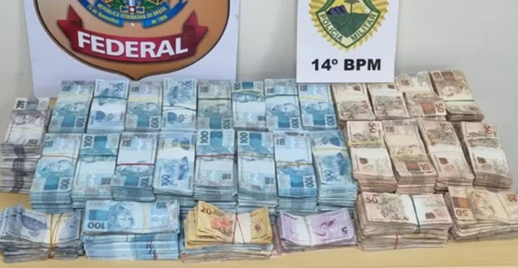 grito-de-socorro-levam-policia-a-achar-r$-1,2-milhao-escondido-em-casa