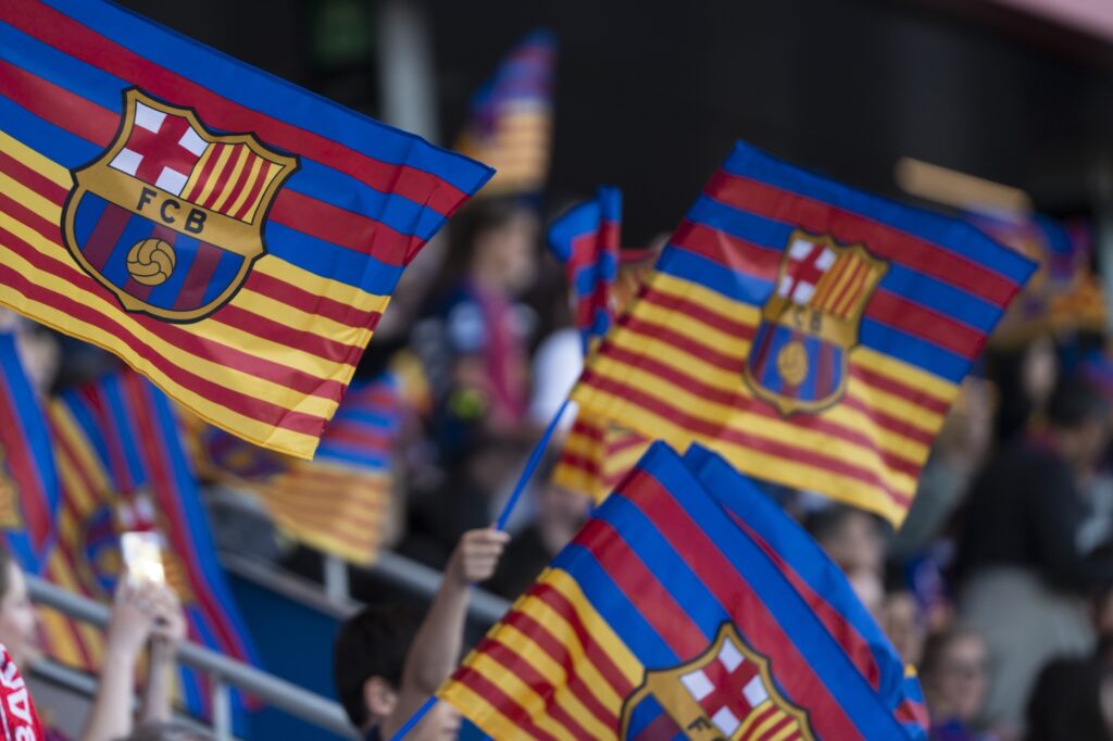 barcelona-tem-divida-milionaria-por-transferencias-de-atletas.-entenda