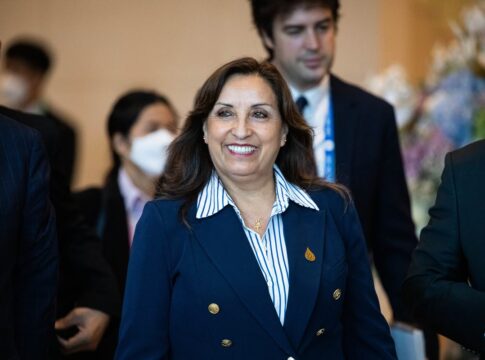 quem-e-dina-boluarte,-que-foi-destituida-da-presidencia-do-peru