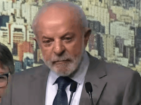 lula-chama-bolsonaro-de-“tranqueira”-e-diz-que-o-brasil-esta-arrumado