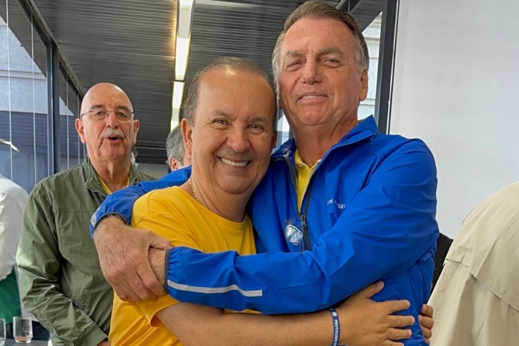 moraes-autoriza-visita-do-governador-de-sc-a-bolsonaro