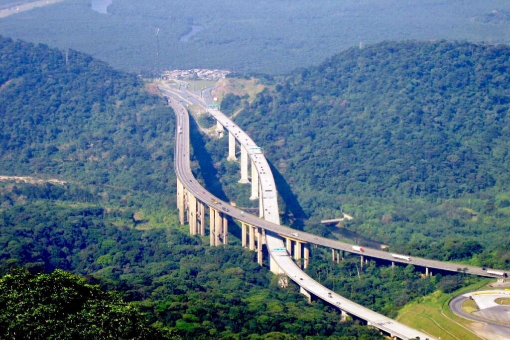maior-tunel-do-pais:-mpsp-apura-projeto-de-nova-pista-na-imigrantes