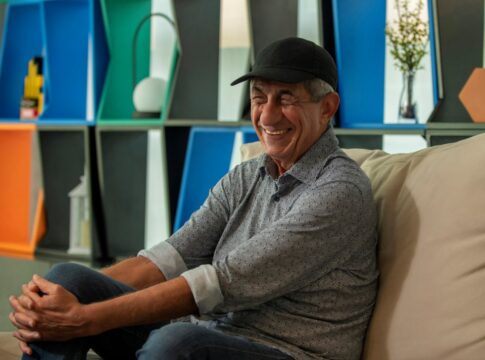 estilo-brasil:-fagner-cria-ponte-sonora-entre-o-nordeste-e-o-mundo