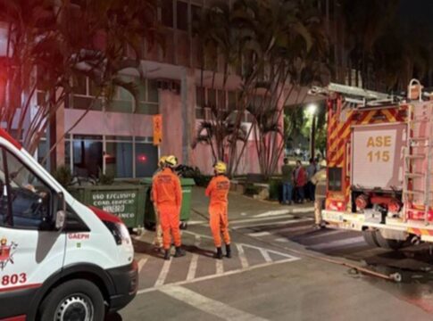 principio-de-incendio-em-ar-condicionado-atinge-6o-andar-de-predio