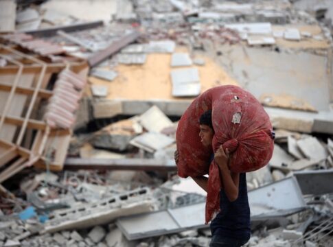 ajuda-chega-a-gaza-apos-garantia-de-liberacao-de-refens-em-acordo