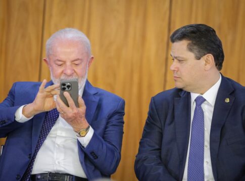 a-ligacao-de-lula-para-um-senador-apos-a-pec-da-blindagem