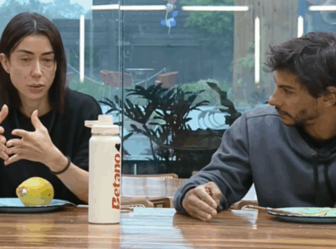 a-fazenda-17:-michelle-barros-e-casada?-peoa-se-envolveu-com-shia