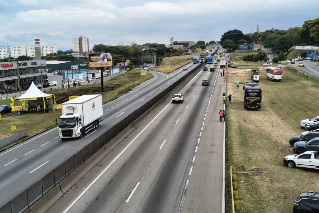 ciclista-morre-atropelado-por-carreta-durante-romaria-a-aparecida