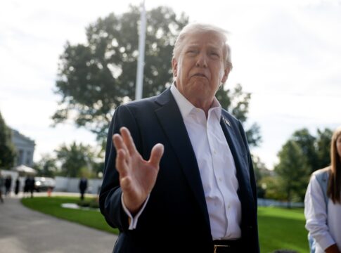 a-caminho-de-israel,-trump-afirma-que-a-guerra-em-gaza-acabou