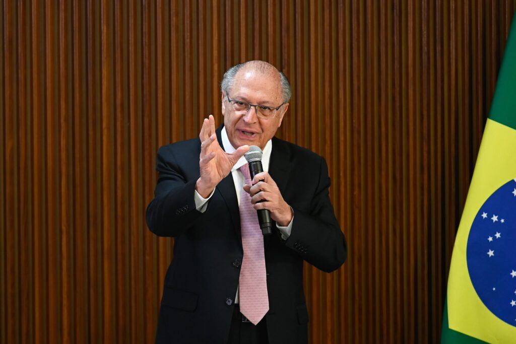 “queremos-liderar-pelo-exemplo”,-diz-alckmin-em-reuniao-da-pre-cop