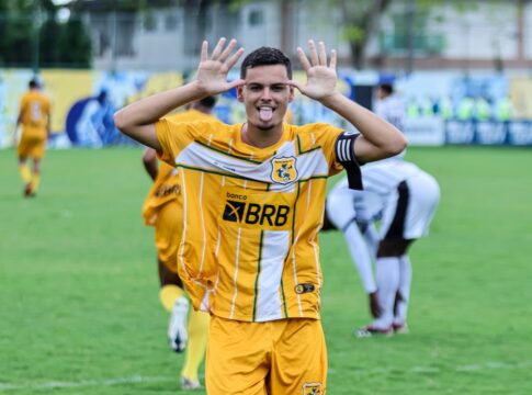 de-virada,-brasiliense-vence-e-se-classifica-na-copa-atlantico-sub-19
