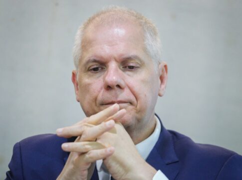 cpmi-do-inss-ouve-ex-presidente-do-instituto-alessandro-stefanutto