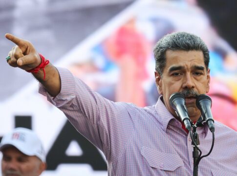 apos-nobel-da-paz-a-corina,-maduro-fecha-embaixada-na-noruega