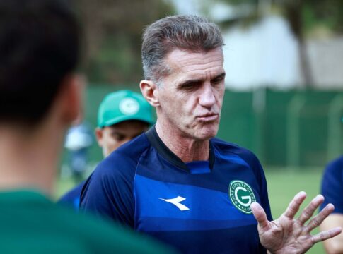 goias-anuncia-demissao-de-vagner-mancini-apos-sequencia-sem-vitorias