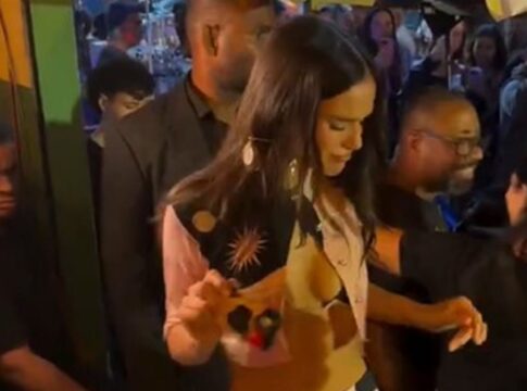 video-de-bruna-marquezine-em-samba-do-rj-viraliza;-assista