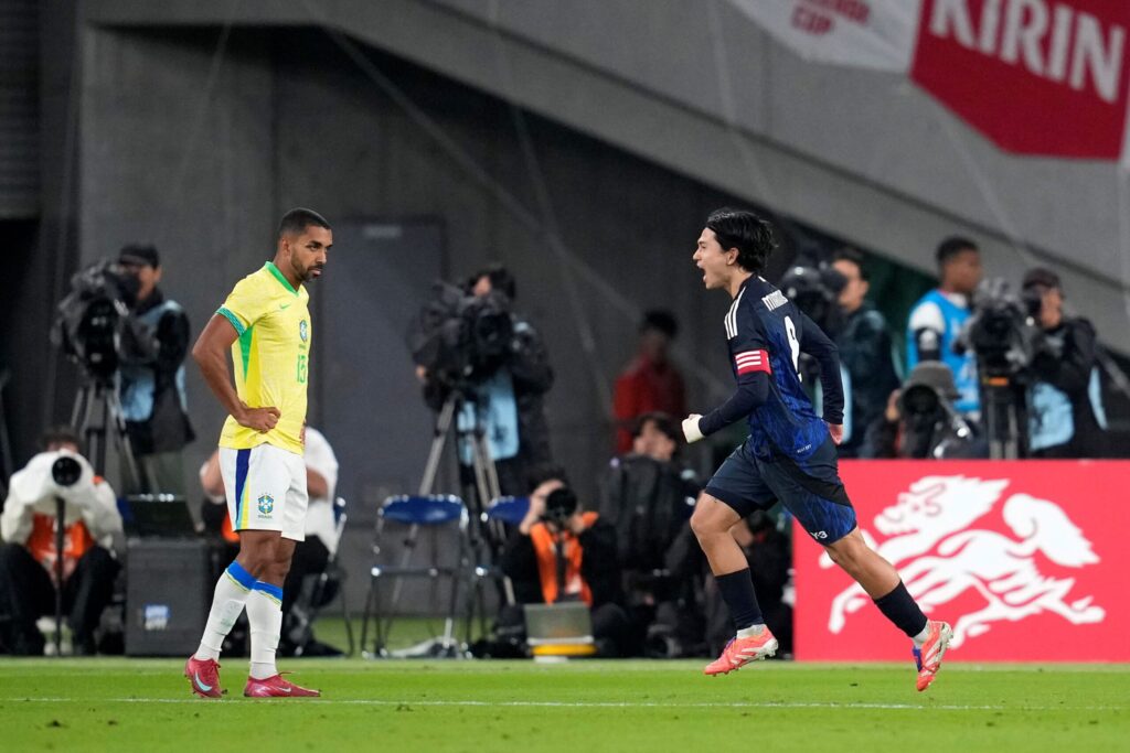 torcedores-detonam-falhas-do-brasil-na-web:-“fabricio-burro”