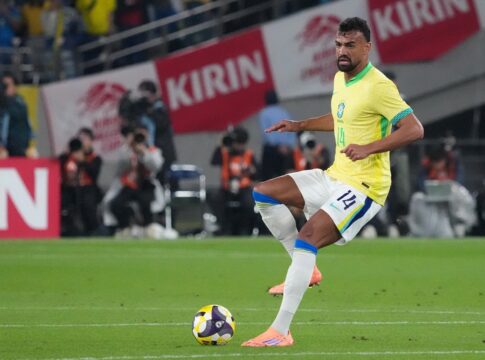 torcida-da-selecao-pede-convocacao-de-medalhoes-apos-falhas-da-zaga