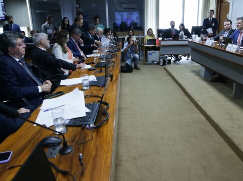 haddad-diz-que-cortar-beneficios-tributarios-e-combater-privilegios
