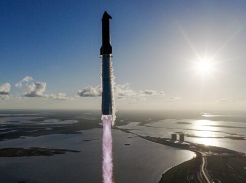 nave-da-spacex-encerra-2o-voo-com-exito-e-faz-belos-videos-da-terra